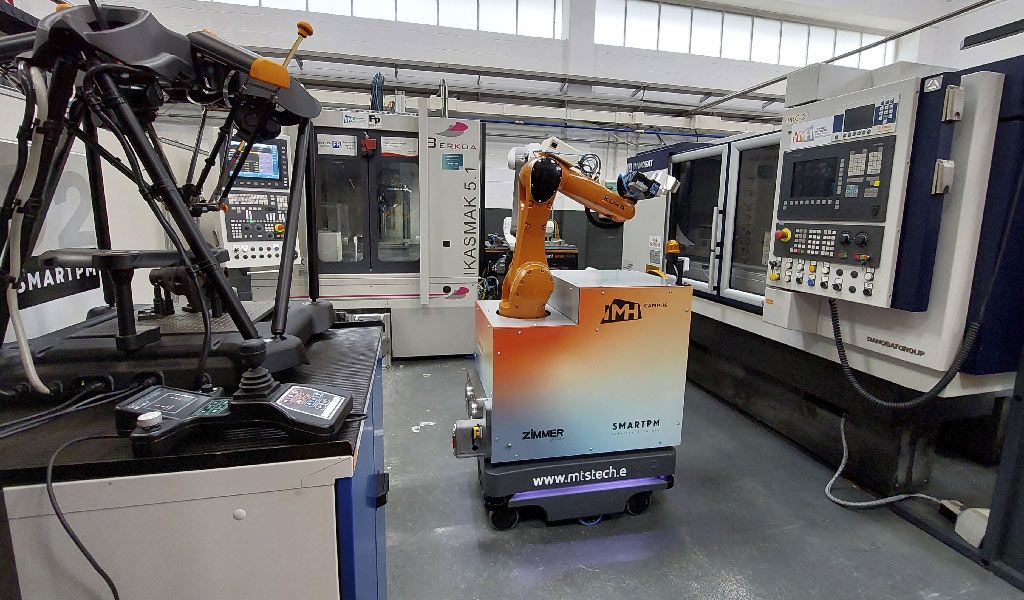 El robot Charlie durante una jordnada de demostración en el IMH.